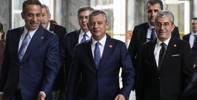 Yeni Parti Hazırlığı: Vekil Geçiş İddiaları
