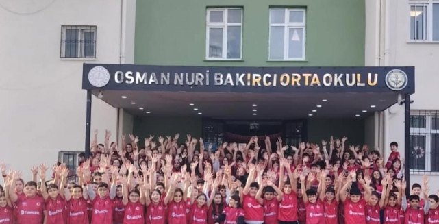 Eğitim Gönüllüsü Bakırcı, Öğrencilerle İftarda Buluştu