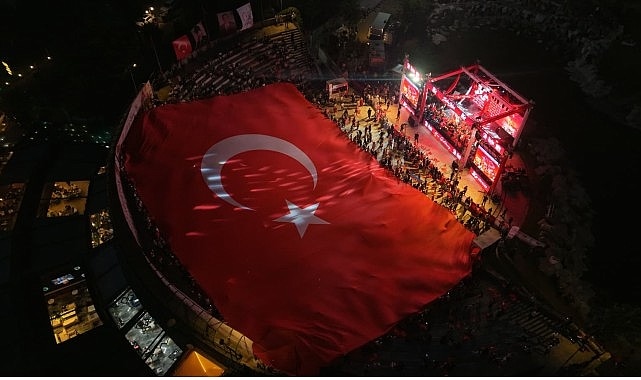 Bayrampaşa'da 30 Ağustos Coşkusu Zirveye Çıktı